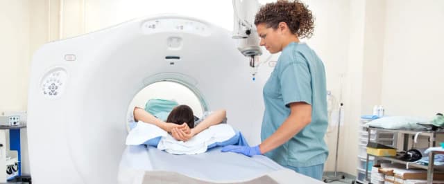 Czy badanie PET jest szkodliwe? Odkryj prawdę o bezpieczeństwie Czy badanie PET jest szkodliwe? Odkryj prawdę o bezpieczeństwie