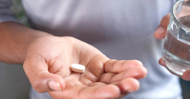 Czy hydroksyzyna jest bez recepty? Sprawdź, co musisz wiedzieć Czy hydroksyzyna jest bez recepty? Sprawdź, co musisz wiedzieć