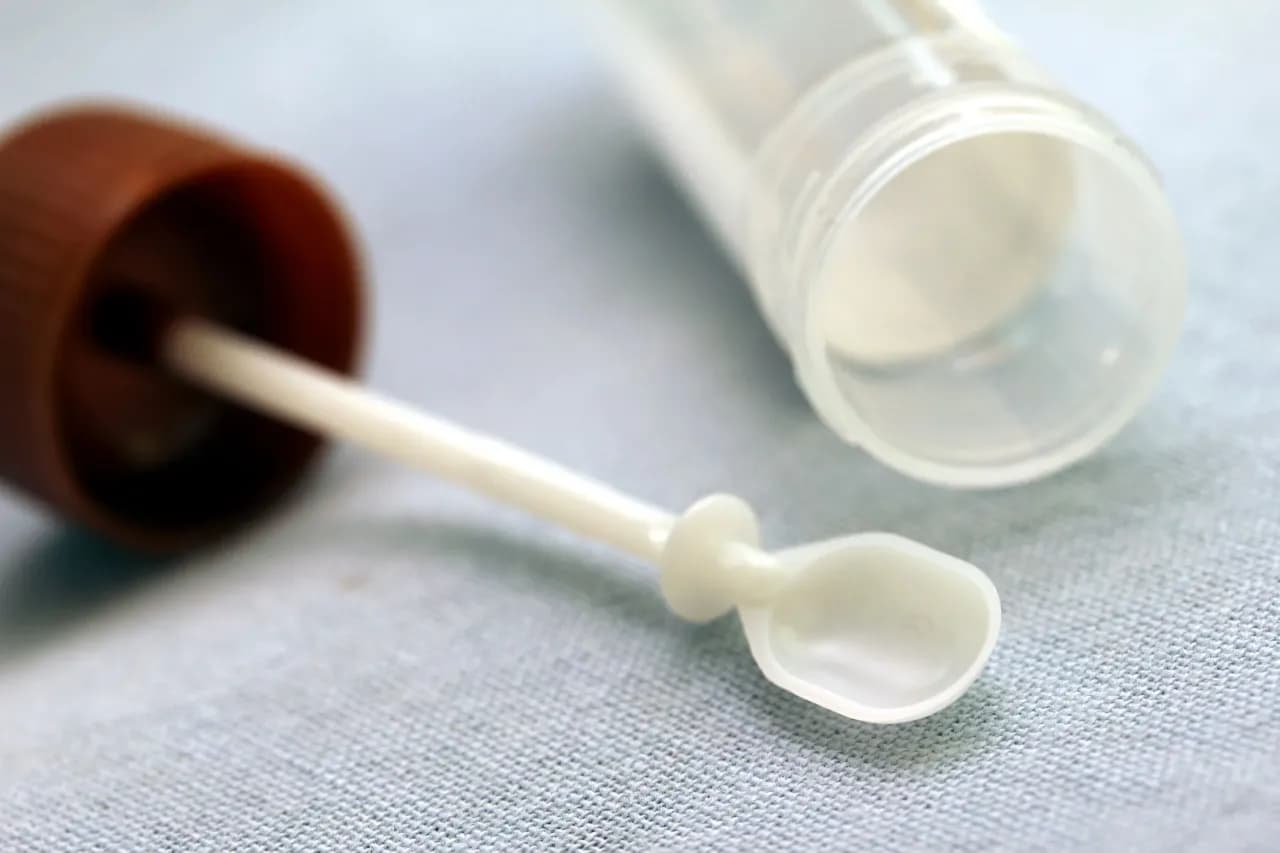 Jak przechować kał do badania, aby uniknąć błędów i strat Jak przechować kał do badania, aby uniknąć błędów i strat