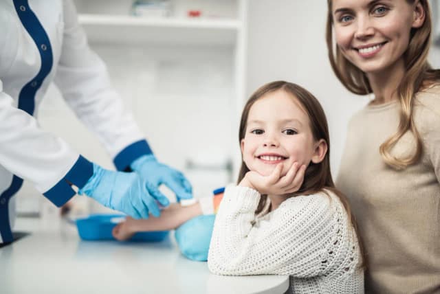 Podwyższony poziom hemoglobiny u dziecka – przyczyny i objawy, które musisz znać Podwyższony poziom hemoglobiny u dziecka – przyczyny i objawy, które musisz znać